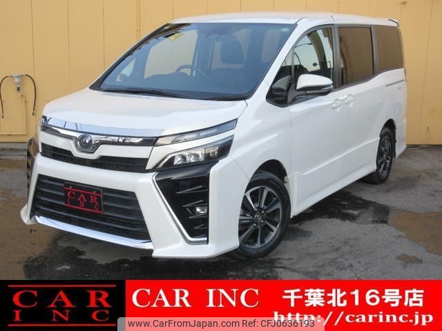 toyota voxy 2017 quick_quick_ZRR80W_ZRR80-0355778 image 1