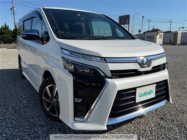 toyota voxy 2019 -TOYOTA--Voxy DBA-ZRR80W--ZRR80-0571894---TOYOTA--Voxy DBA-ZRR80W--ZRR80-0571894- image 1