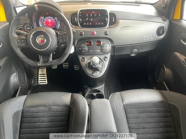 abarth 595 2019 quick_quick_31214T_ZFA3120000JB35287 image 2
