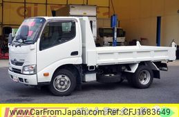 hino dutro 2014 CFJ1683649