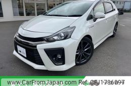 toyota prius-α 2016 CFJ1786097