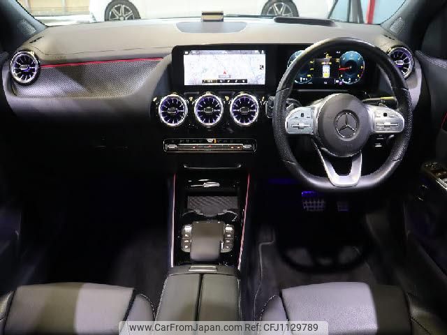 mercedes-benz cla-class 2021 quick_quick_3DA-247713M_W1N2477132J314162 image 2