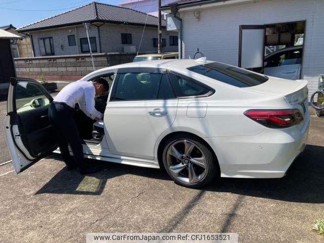 toyota crown 2019 CFJ1653521 image 2