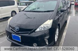 toyota prius-α 2013 CFJ1528060