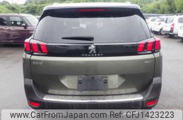 others peugeot-5008 2018 NIKYO_EY64699