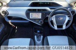 toyota aqua 2013 504928-926401