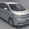 toyota noah 2008 TE4576 image 2