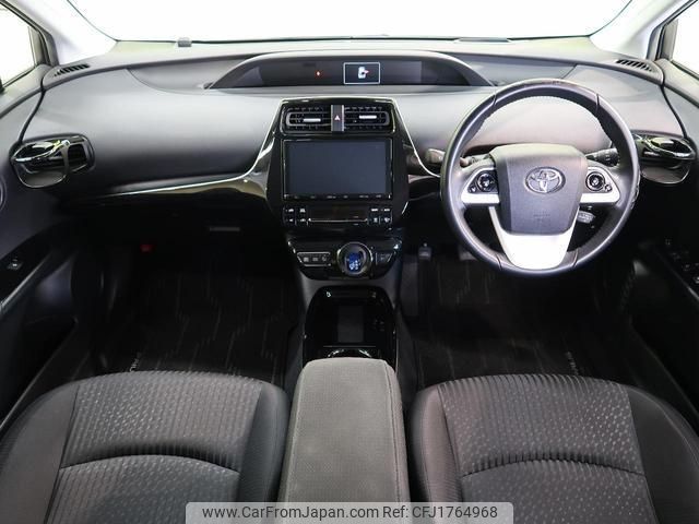 toyota prius 2018 CFJ1764968 image 2