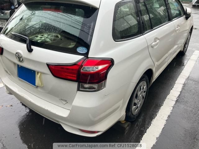 toyota corolla-fielder 2017 CFJ1528018 image 2
