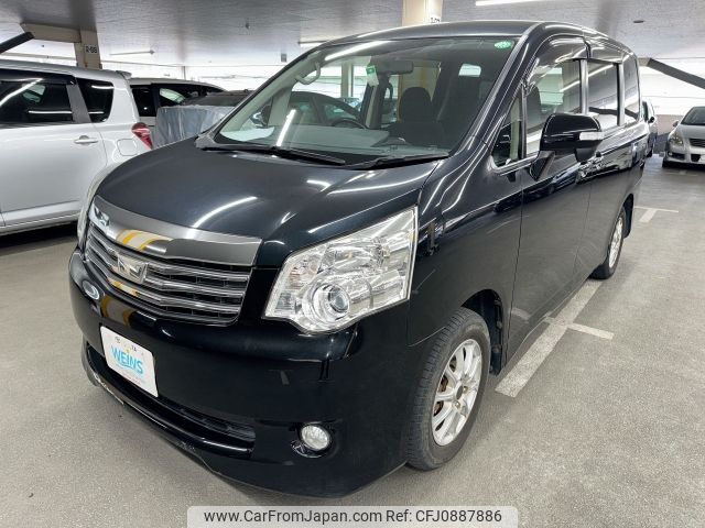 toyota noah 2013 AF-ZRR70-0580362 image 1