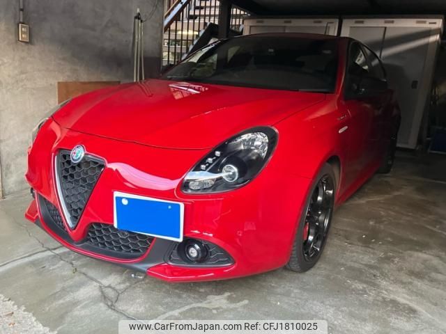 alfa-romeo giulietta 2021 CFJ1810025 image 1