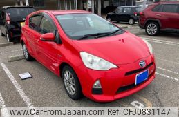 toyota aqua 2012 -TOYOTA--AQUA DAA-NHP10--NHP10-6106782---TOYOTA--AQUA DAA-NHP10--NHP10-6106782-