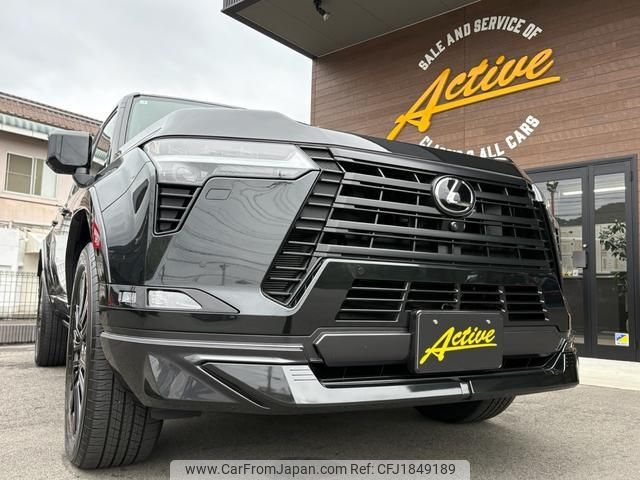 lexus gx 2025 CFJ1849189 image 1