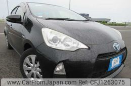 toyota aqua 2014 646828-Y2025050463F-21
