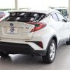 toyota c-hr 2019 quick_quick_DAA-ZYX10_ZYX10-2173697 image 5