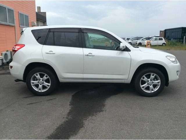 toyota rav4 2011 2455216-150533176 image 1
