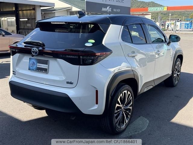toyota yaris-cross 2021 CFJ1866401 image 2