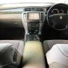 toyota crown 2005 504928-927974 image 1