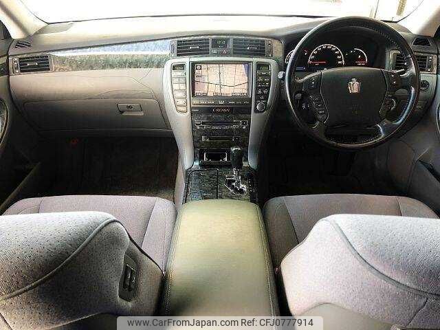 toyota crown 2005 504928-927974 image 1