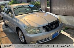 toyota crown 2004 CFJ1844645