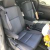 toyota voxy 2015 -TOYOTA--Voxy DBA-ZRR80W--ZRR80-0116549---TOYOTA--Voxy DBA-ZRR80W--ZRR80-0116549- image 15