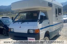 mitsubishi-delica-truck-1997-20412-car_c8bcfd69-f7cf-4add-af02-8b3ee8db898b