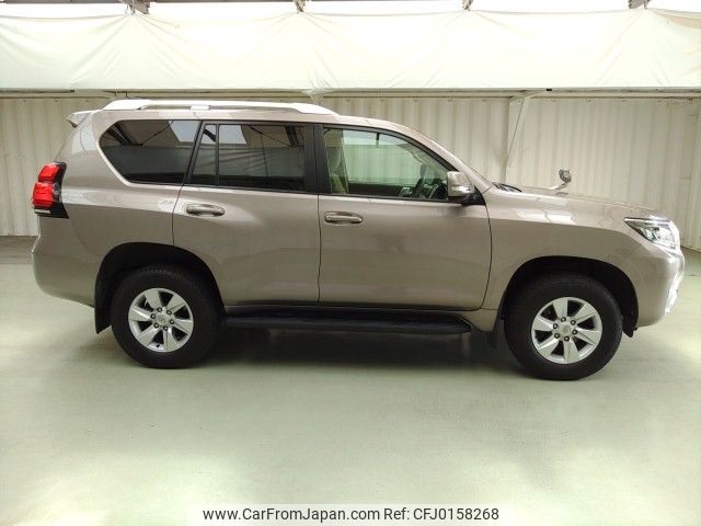 toyota land-cruiser-prado 2019 ENHANCEAUTO_1_ea287335 image 2