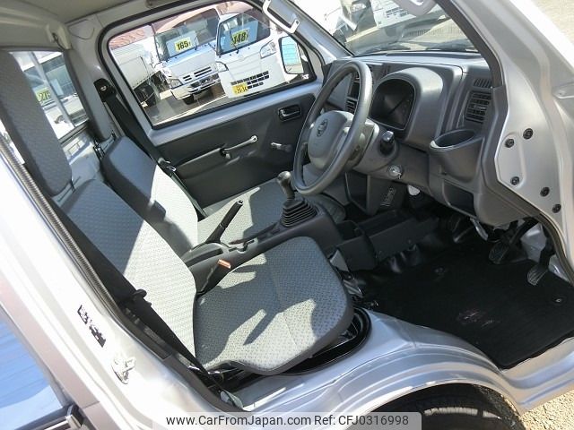 nissan clipper-truck 2018 CFJ0316998 image 2
