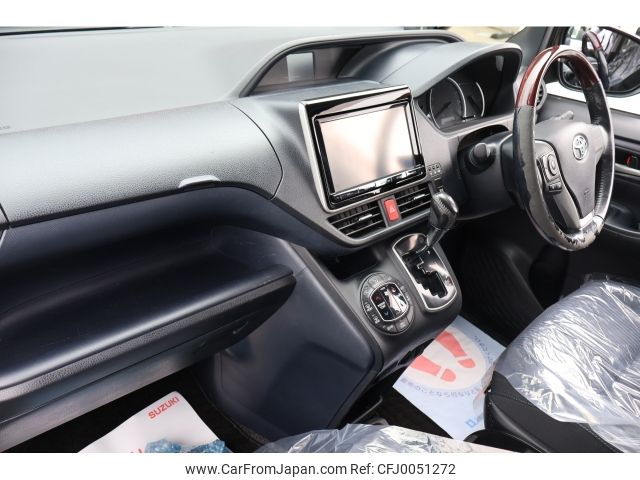 toyota noah 2014 -TOYOTA--Noah DBA-ZRR85W--ZRR85-0004724---TOYOTA--Noah DBA-ZRR85W--ZRR85-0004724- image 2