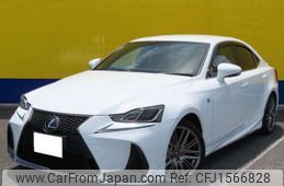 lexus is 2017 CFJ1566828