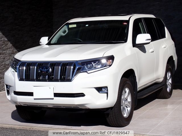 toyota land-cruiser-prado 2023 CFJ1829547 image 1
