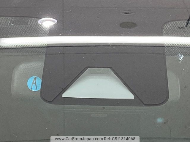 toyota aqua 2022 -TOYOTA--AQUA 6AA-MXPK11--MXPK11-2069156---TOYOTA--AQUA 6AA-MXPK11--MXPK11-2069156- image 2