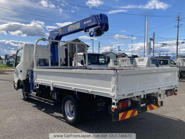 toyota dyna-truck 2017 CFJ1746672 image 2
