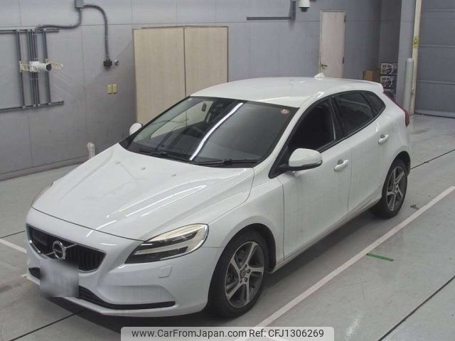 volvo v40 2016 -VOLVO 【名古屋 307め1398】--Volvo V40 MD4204T-YV1MVA8RDH2386865---VOLVO 【名古屋 307め1398】--Volvo V40 MD4204T-YV1MVA8RDH2386865- image 1