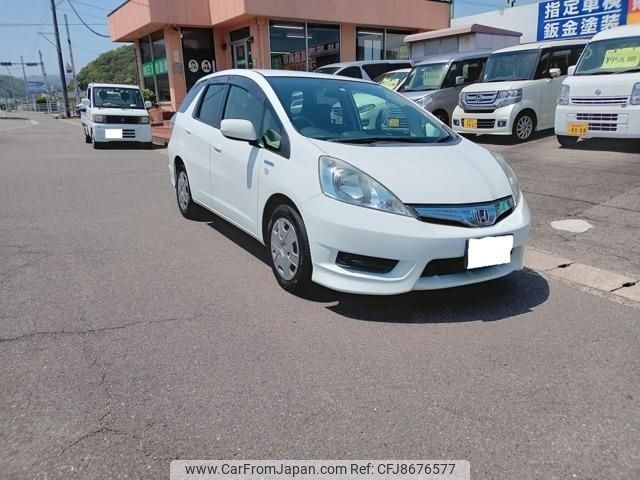 honda fit-shuttle 2013 -HONDA--Fit Shuttle DAA-GP2--GP2-3131633---HONDA--Fit Shuttle DAA-GP2--GP2-3131633- image 1