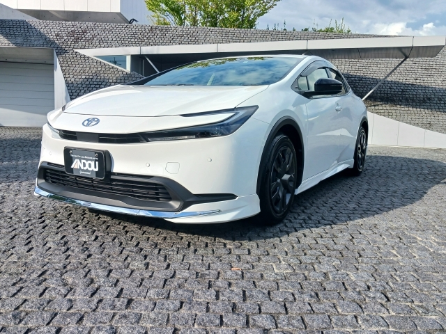 TOYOTA　PRIUS　α Toyota Prius Alpha G Specs, Dimensions and Photos | CAR FROM