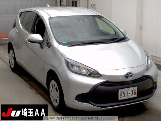 toyota aqua 2022 CFJ1877033 image 1