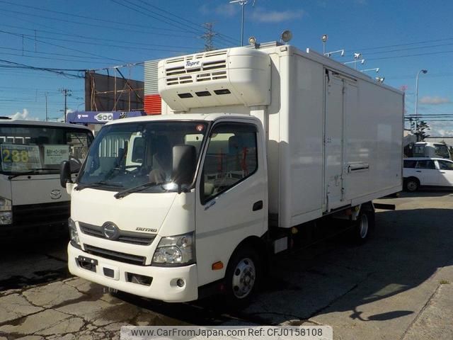 hino dutro 2018 GOO_NET_EXCHANGE_0302609A30240830W004 image 1