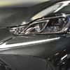 lexus is 2017 CARSENSOR_JP_AU2386144698 image 59