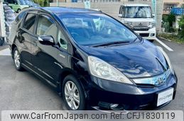 honda fit-shuttle-hybrid 2013 CFJ1830119