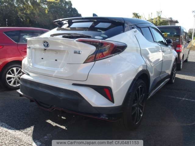 toyota c-hr 2018 -TOYOTA--C-HR DAA-ZYX10--ZYX10-2125167---TOYOTA--C-HR DAA-ZYX10--ZYX10-2125167- image 2