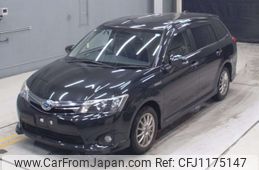toyota corolla-fielder 2015 -TOYOTA--Corolla Fielder NKE165G-7100669---TOYOTA--Corolla Fielder NKE165G-7100669-