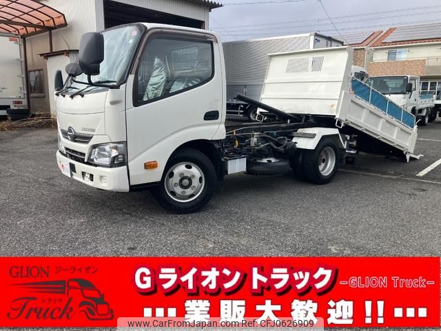 hino dutro 2017 GOO_NET_EXCHANGE_0702476A30250109W004 image 1