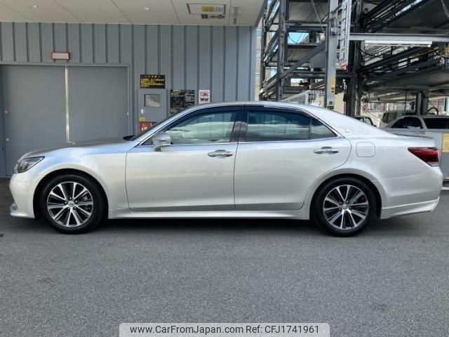 toyota crown 2016 CFJ1741961 image 2