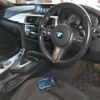 bmw 3-series 2017 quick_quick_DBA-8A20_WBA8G32040K779580 image 3