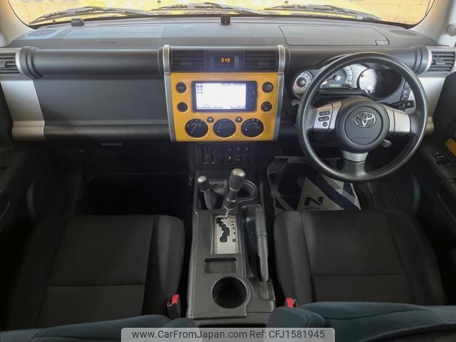 toyota fj-cruiser 2015 CFJ1581945 image 2