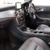 mercedes-benz cla-class 2014 quick_quick_CBA-117352_WDD1173522N071350 image 2