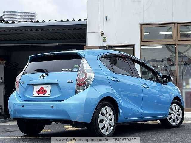 toyota aqua 2014 504928-927453 image 2