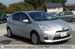 toyota aqua 2013 CFJ1762005