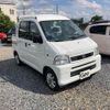 daihatsu hijet-cargo 2002 GOO_JP_700040277830240603002 image 3